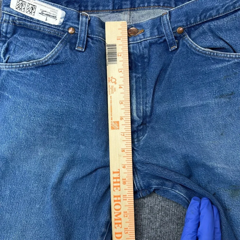 Wrangler Western Jeans Men's Blue Denim Pockets Classic Straight Zip Fly - 32X28